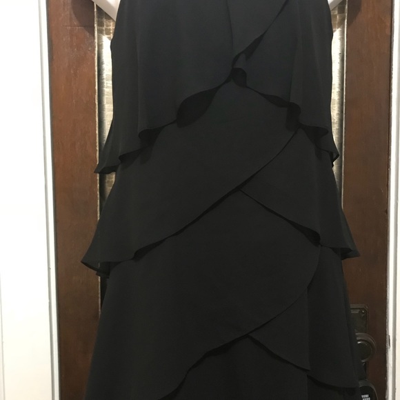 Formal/cocktail/PARTY DRESS ALERT  - - Picture 2 of 6